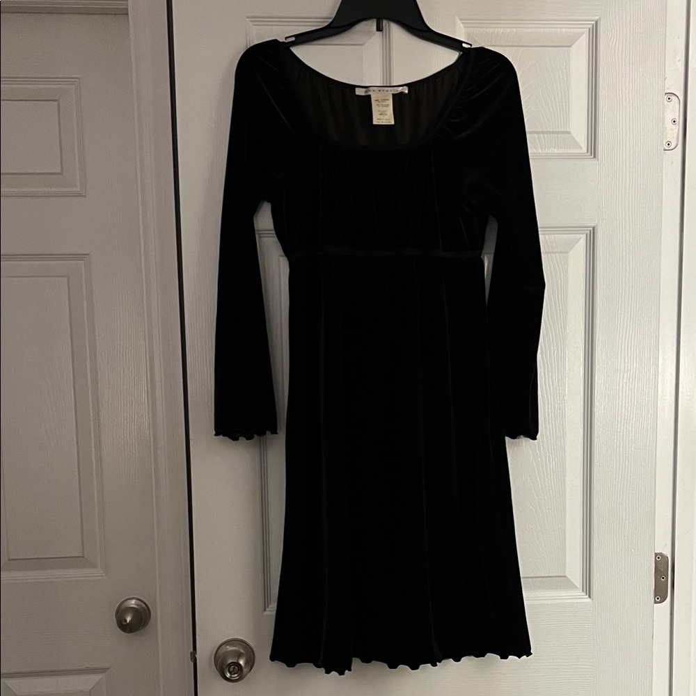 Max Studio Elegant Dark Brown Velvet Dress